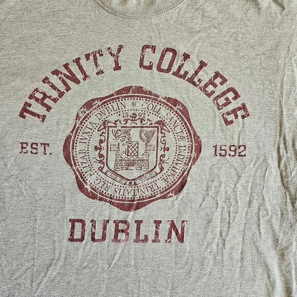 Vintage Trinity College Men's Gray NRAC Graphic Short Sleeve T-Shirt Size Small - Picture 4 of 4